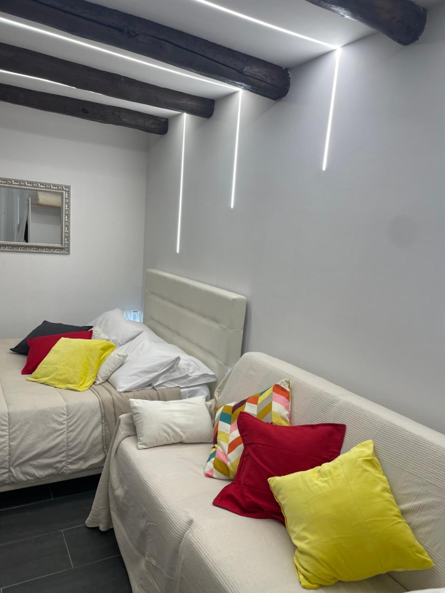 Appartamento Rama-chiaia10 *